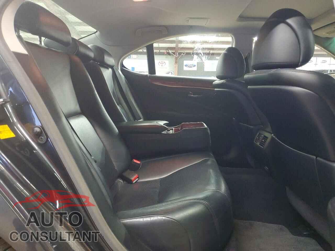 LEXUS LS460 2011 - JTHCL5EF8B5012173