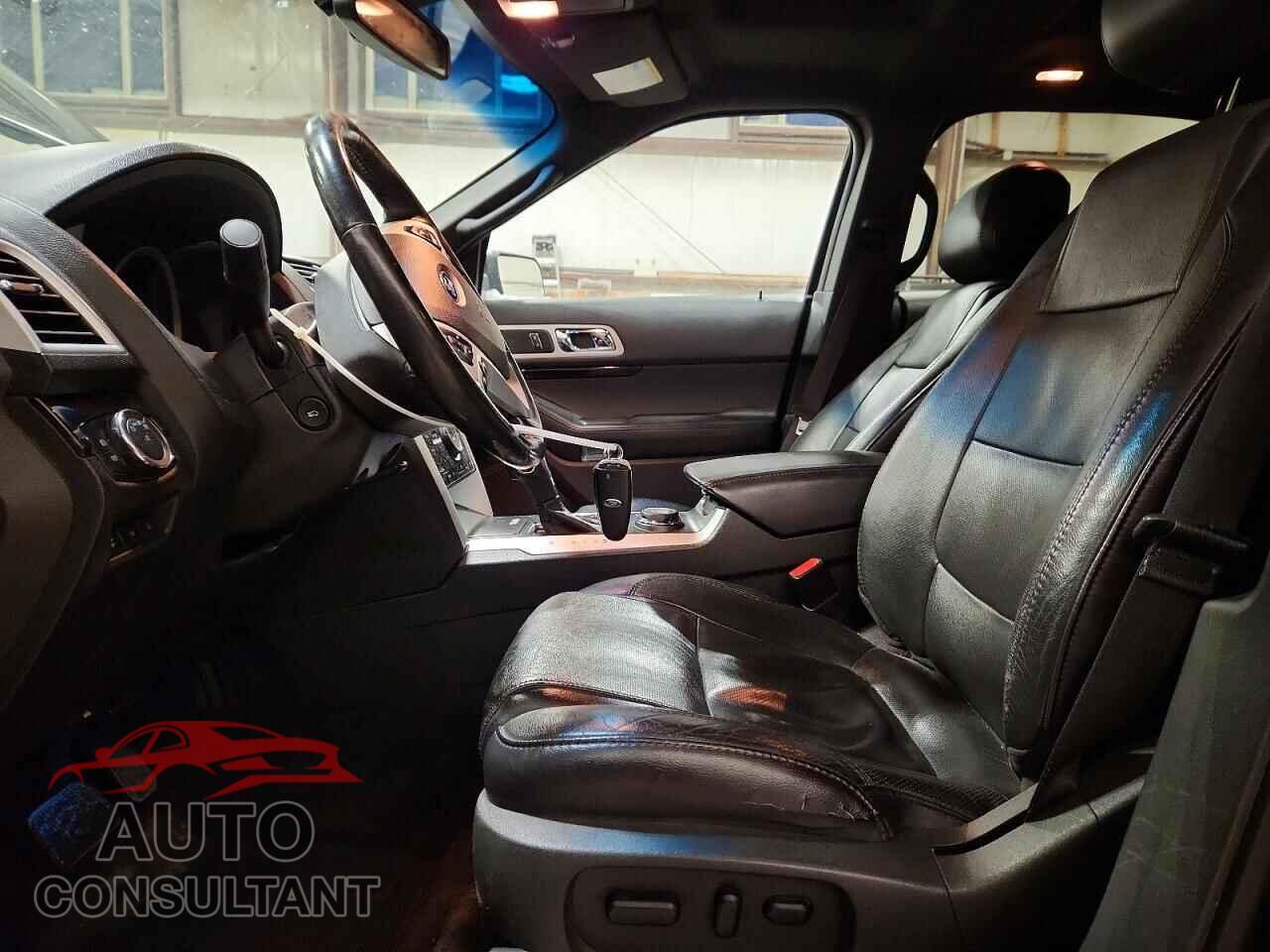 FORD EXPLORER 2011 - 1FMHK8F88BGA84776