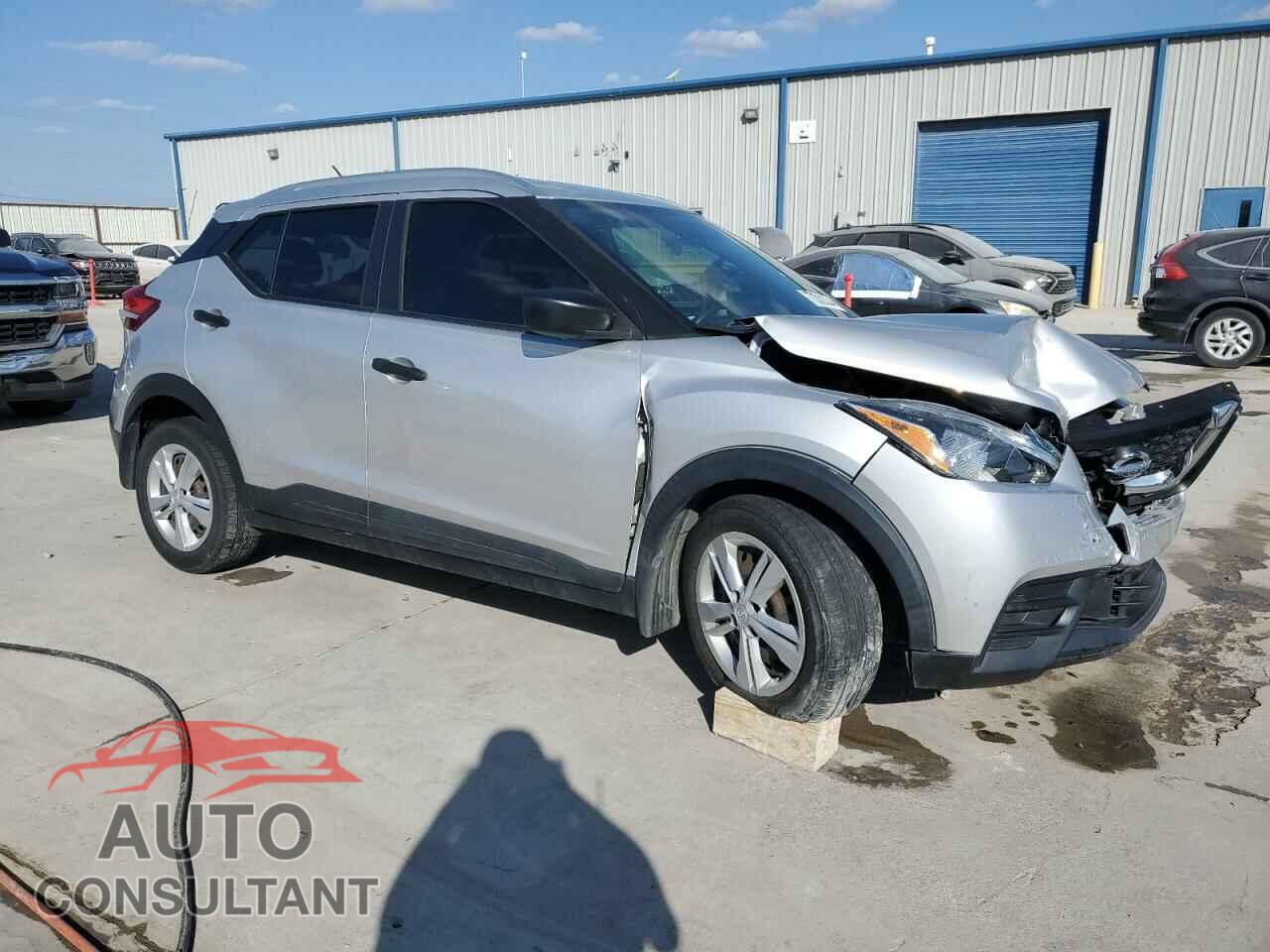 NISSAN KICKS 2019 - 3N1CP5CU3KL523865