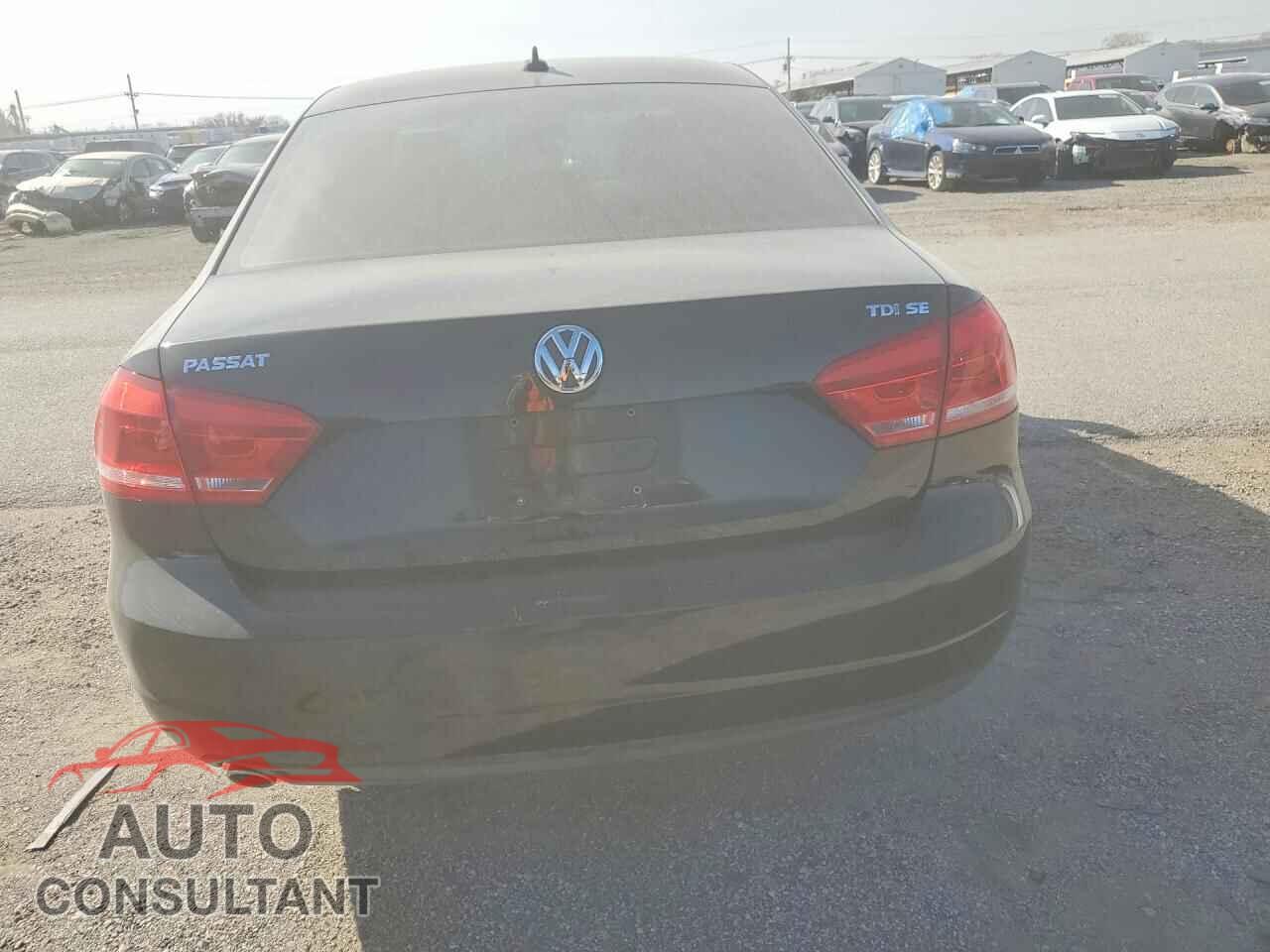 VOLKSWAGEN PASSAT 2012 - 1VWBN7A36CC080450