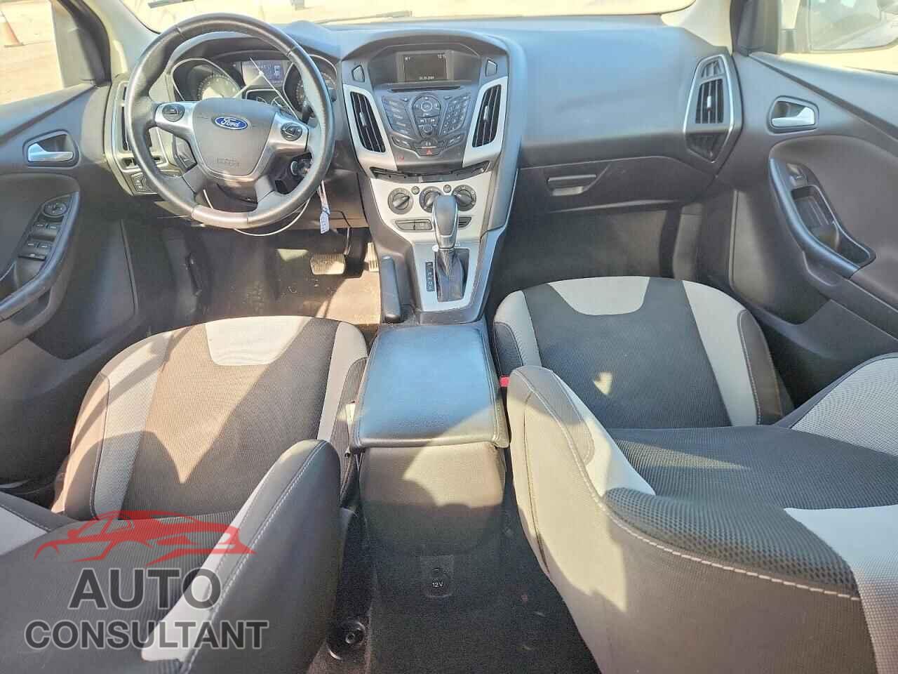 FORD FOCUS 2014 - 1FADP3F27EL340331