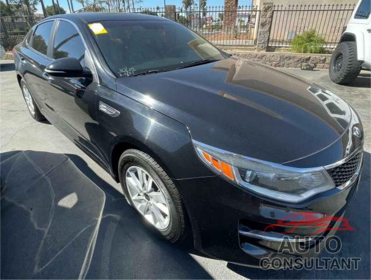 KIA OPTIMA 2017 - 5XXGT4L39HG135863