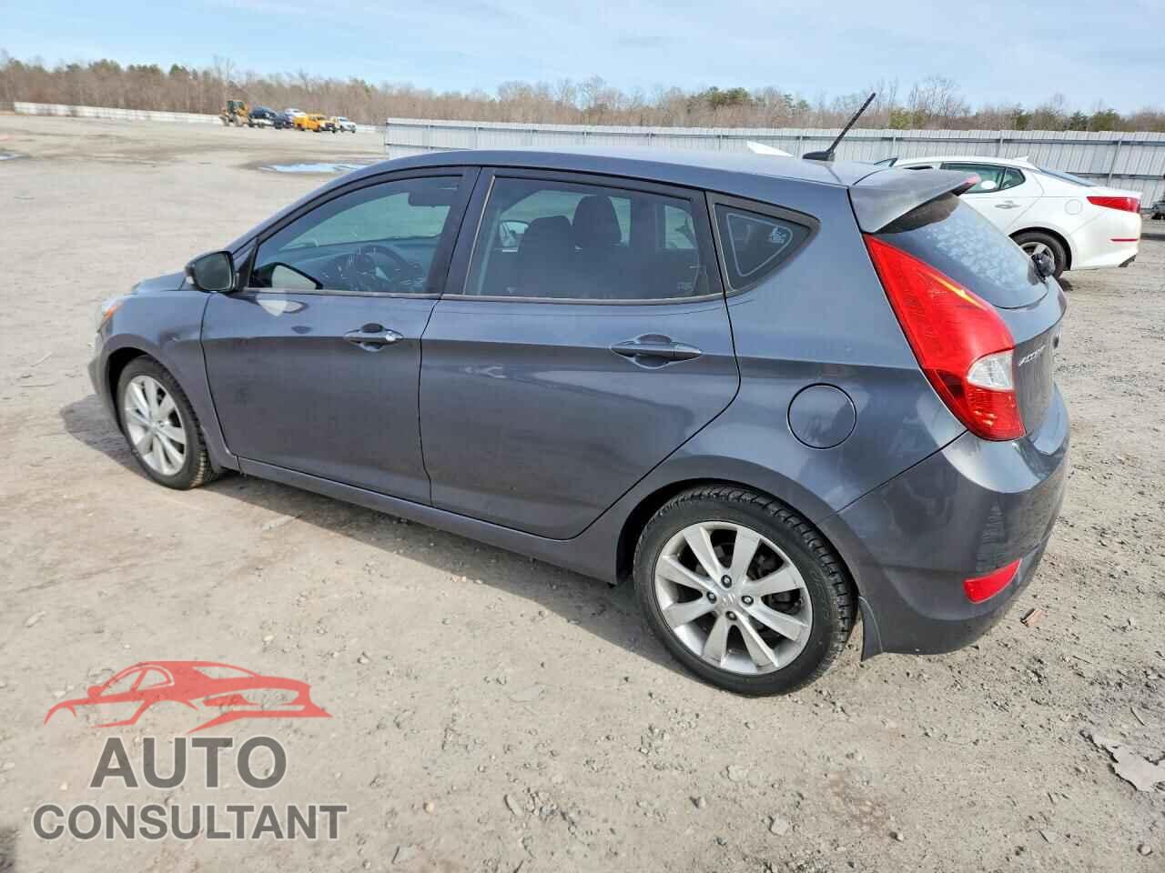 HYUNDAI ACCENT 2013 - KMHCU5AE5DU088238