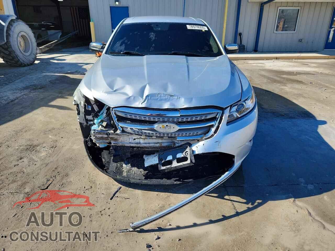 FORD TAURUS 2011 - 1FAHP2FW7BG128113