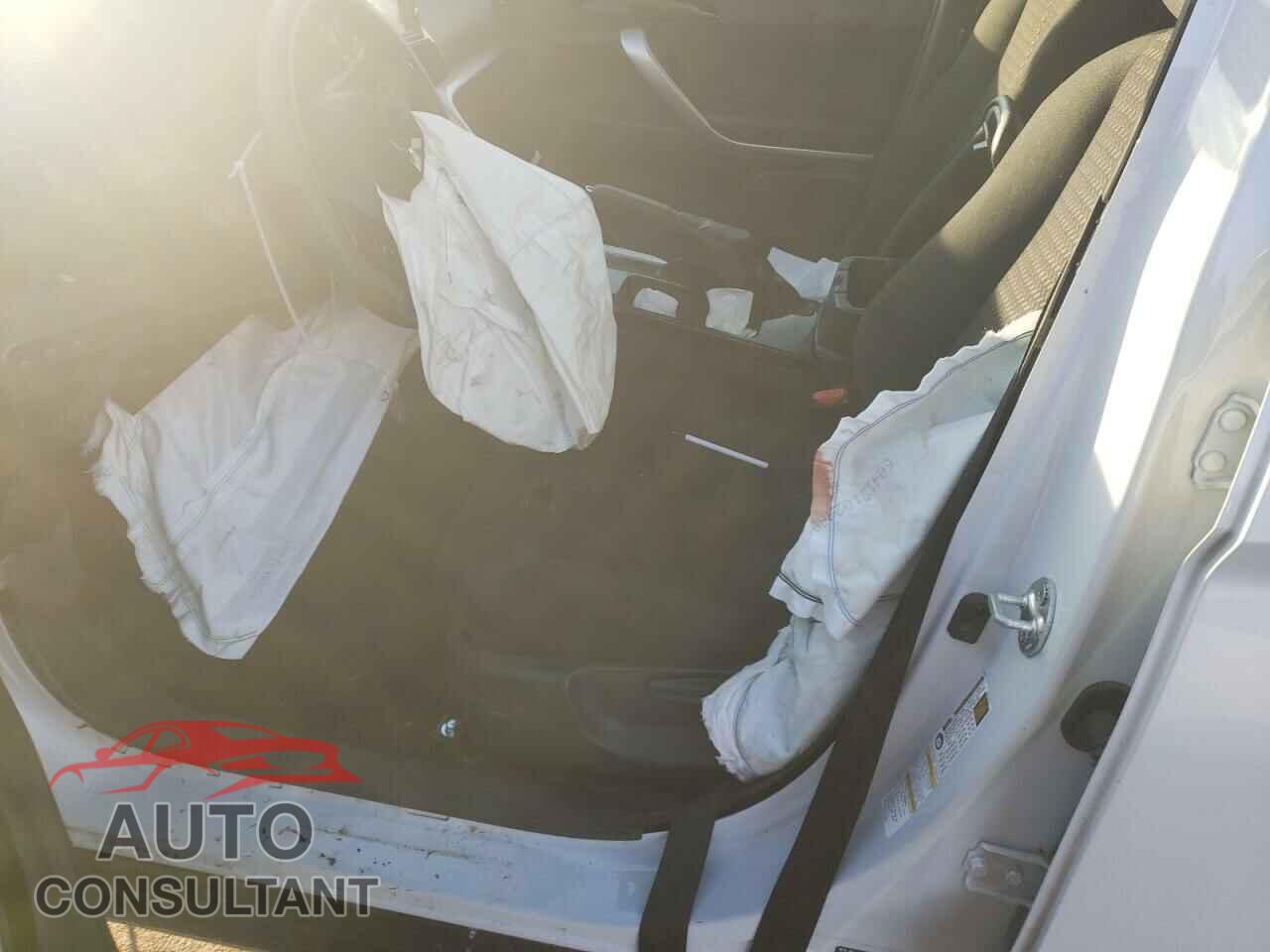 MITSUBISHI ECLIPSE 2023 - JA4ATUAA8PZ030759