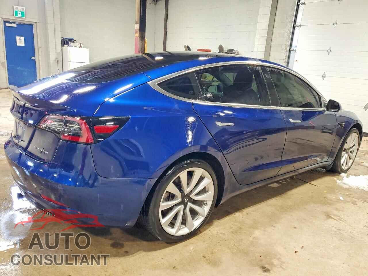 TESLA MODEL 3 2018 - 5YJ3E1EB5JF107529