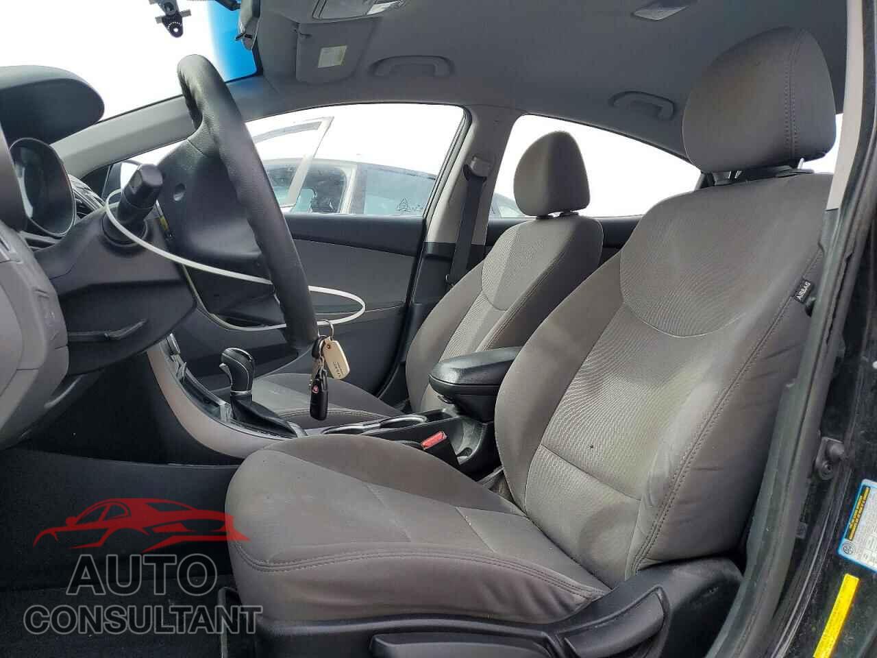 HYUNDAI ELANTRA 2016 - 5NPDH4AE5GH679272