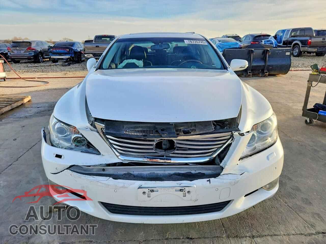 LEXUS LS500 2011 - JTHBL5EF8B5104833