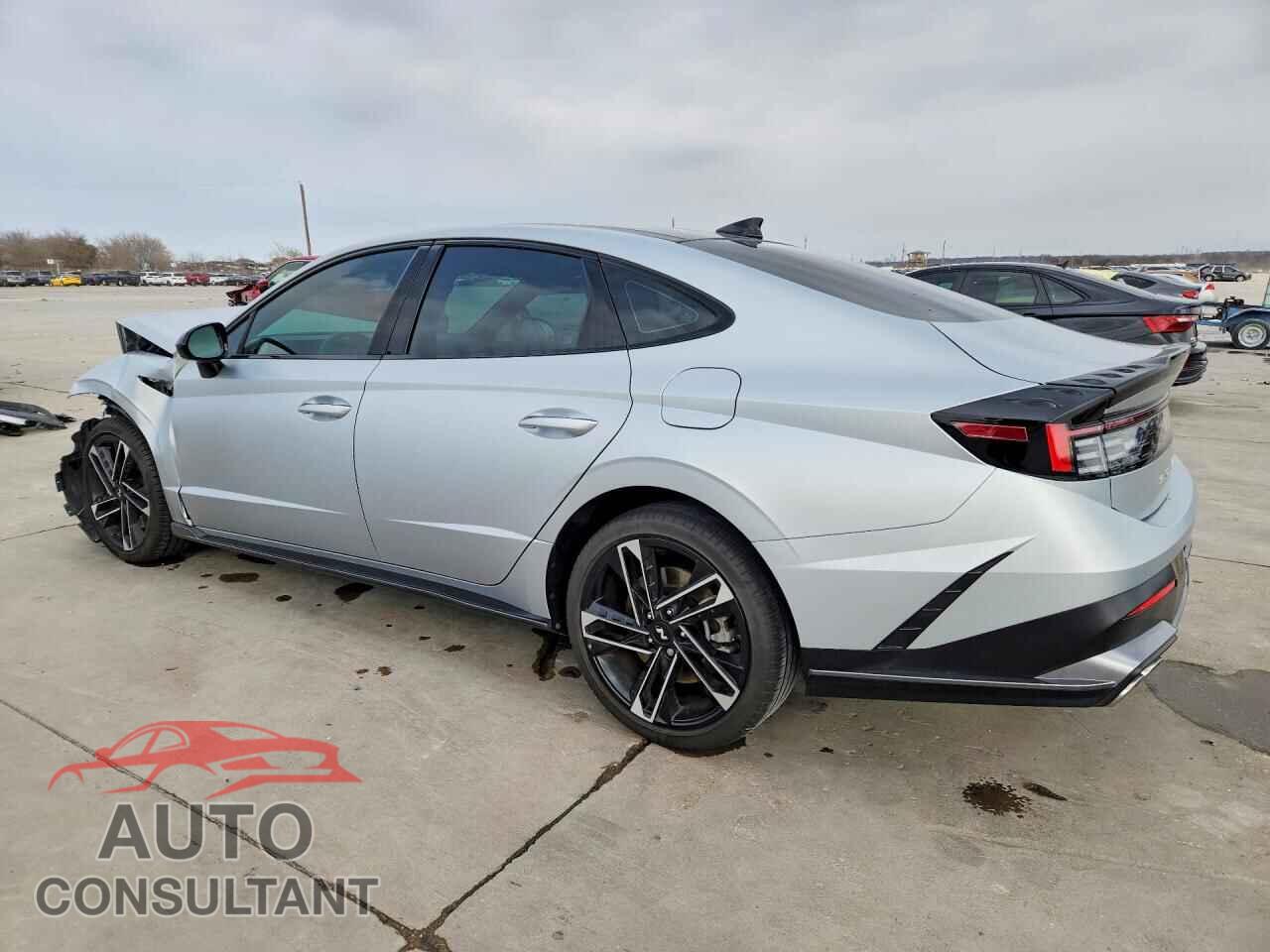 HYUNDAI SONATA 2024 - KMHL54JC2RA401048