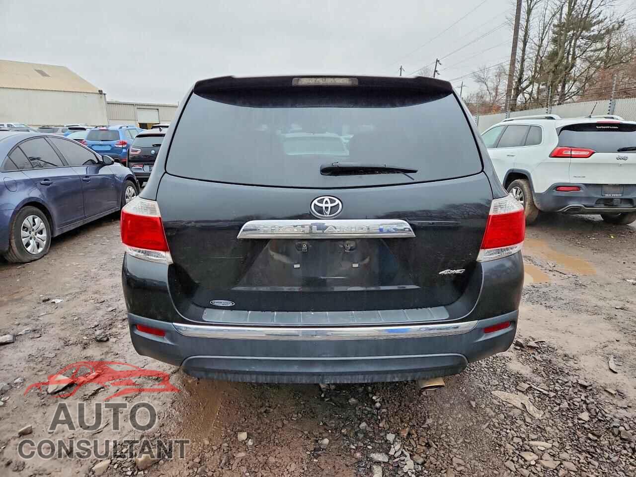 TOYOTA HIGHLANDER 2013 - 5TDBK3EH3DS218231