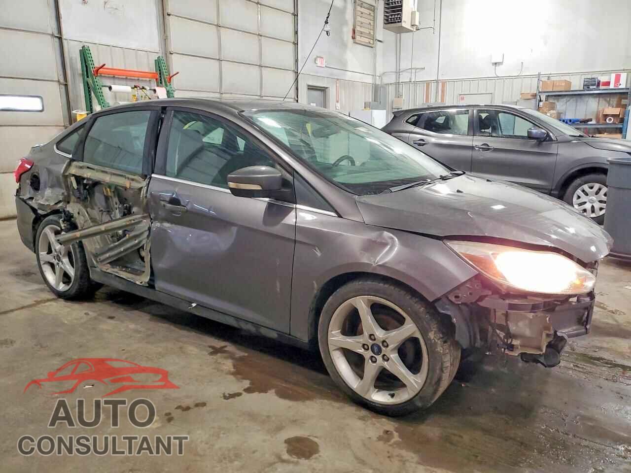 FORD FOCUS 2013 - 1FADP3J2XDL313324
