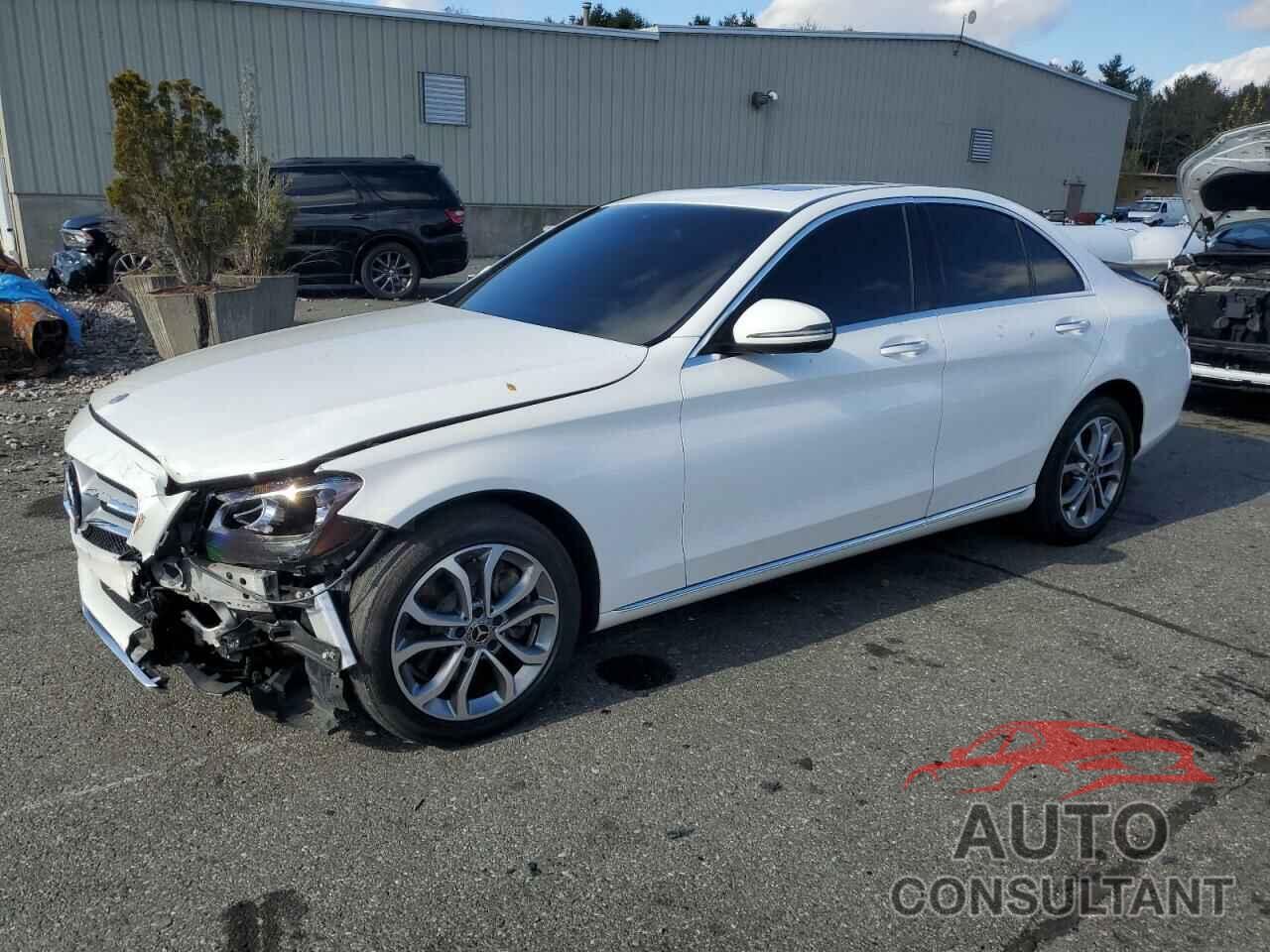 MERCEDES-BENZ C-CLASS 2018 - 55SWF4KB2JU250095