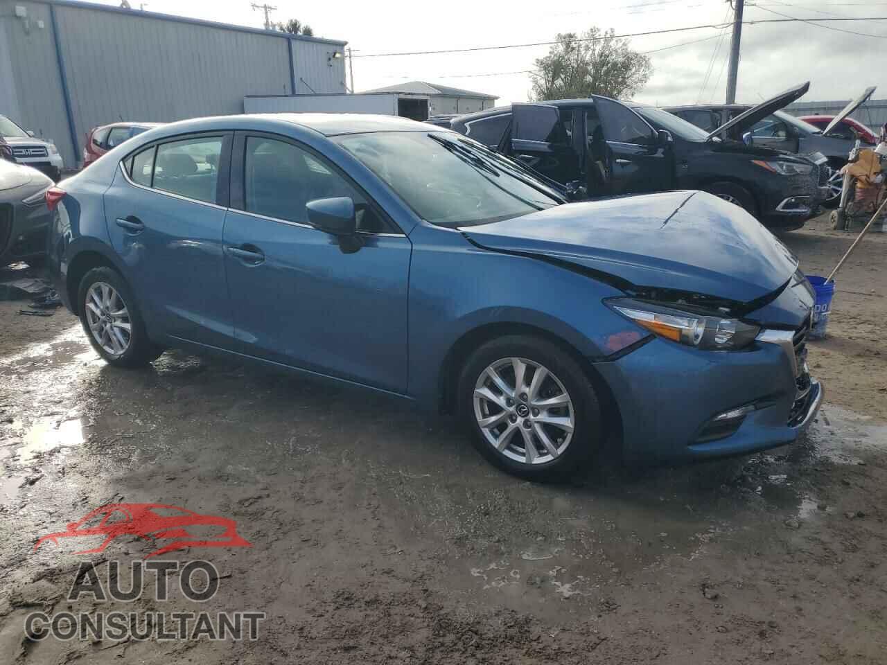 MAZDA 3 2018 - 3MZBN1U79JM242532