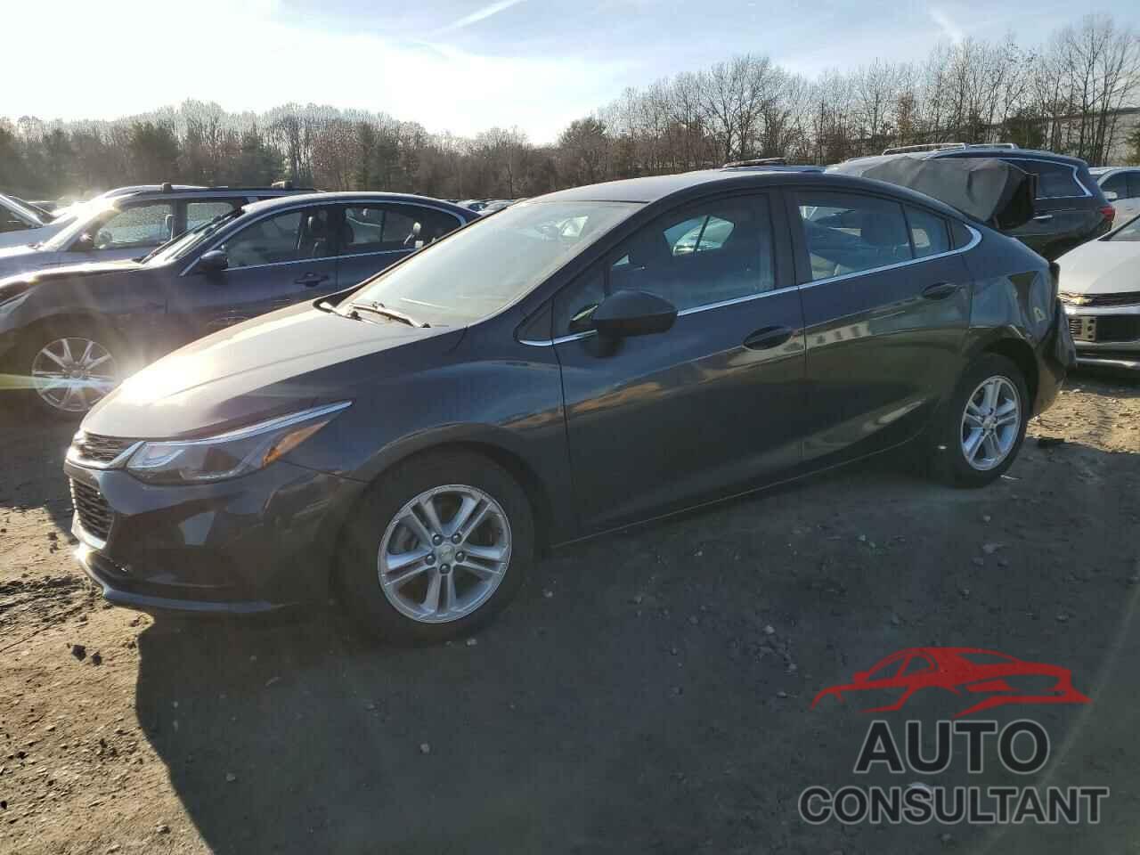 CHEVROLET CRUZE 2018 - 1G1BE5SM4J7118531