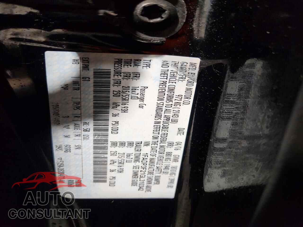 FORD FOCUS 2016 - 1FADP3F21GL310342
