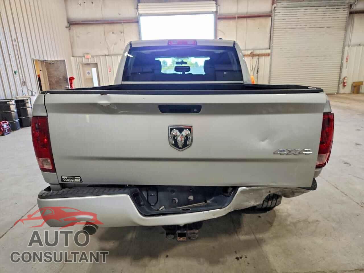 DODGE RAM 1500 2012 - 1C6RD7KT1CS200025