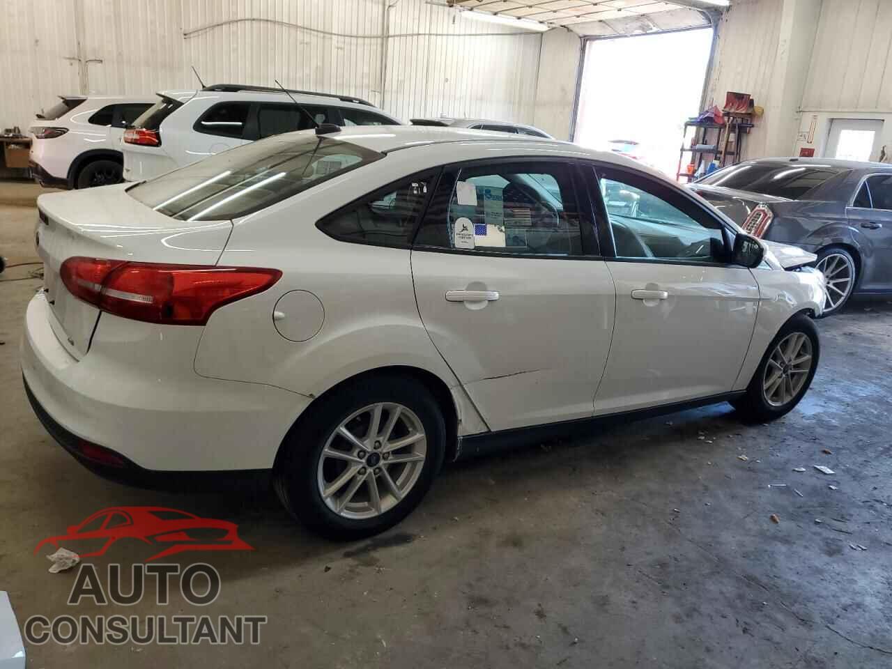 FORD FOCUS 2017 - 1FADP3F29HL254734