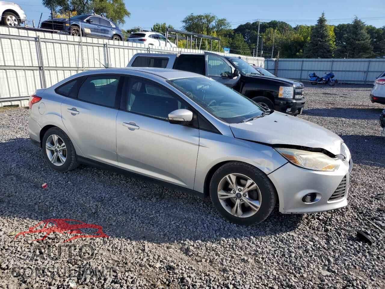 FORD FOCUS 2014 - 1FADP3F27EL145006