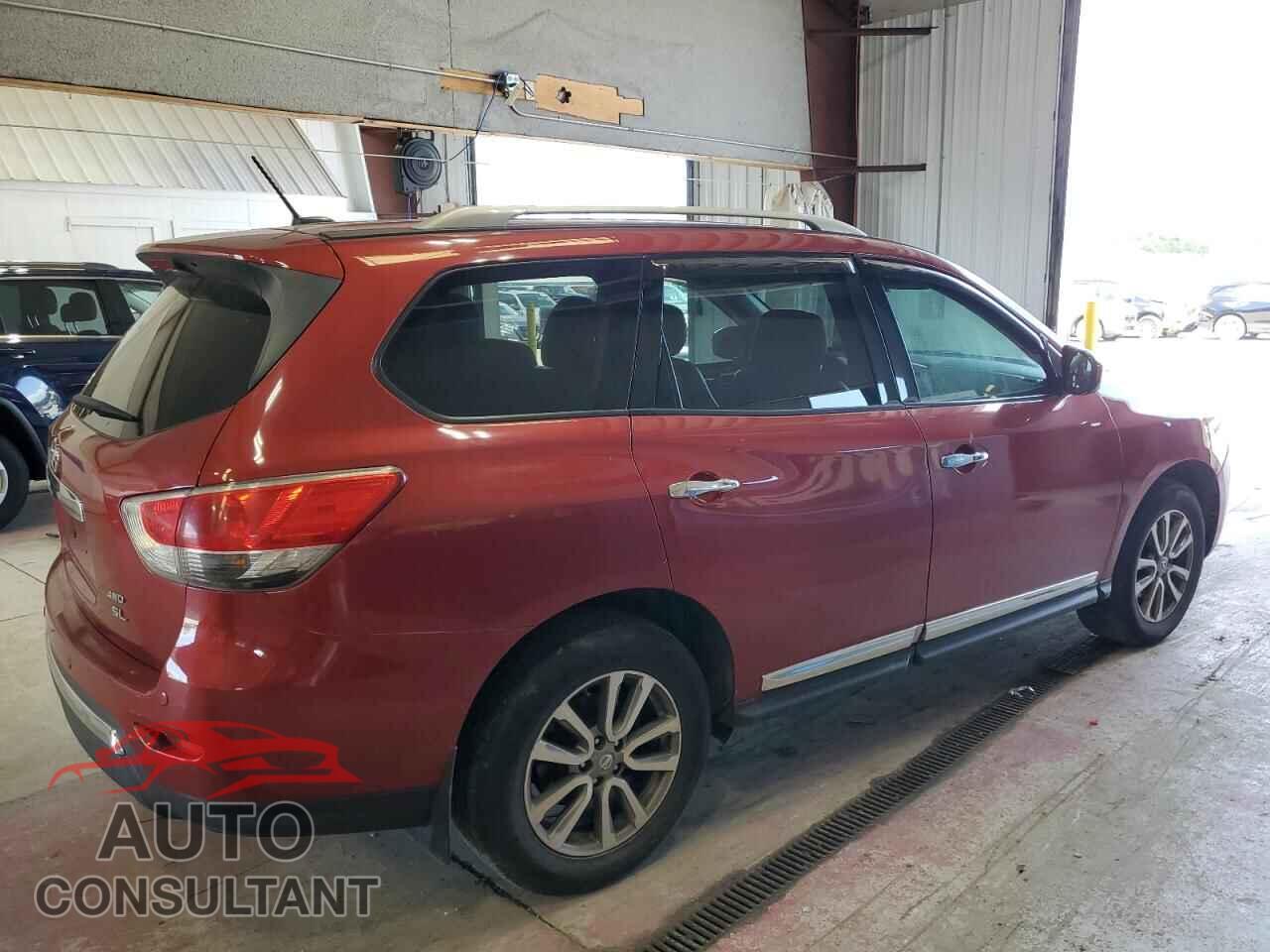 NISSAN PATHFINDER 2013 - 5N1AR2MM1DC629320