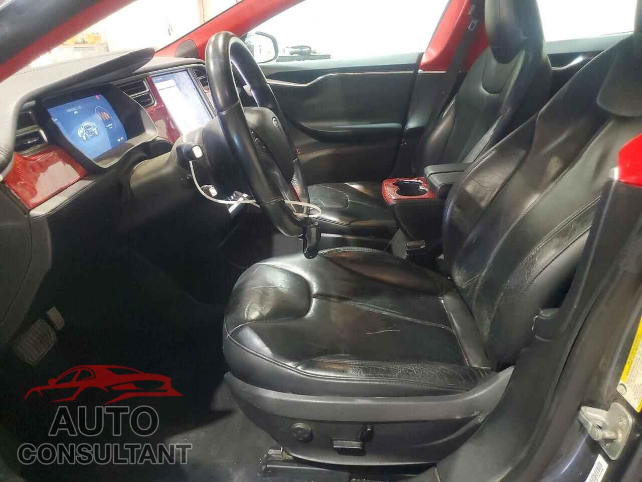 TESLA MODEL S 2014 - 5YJSA1H11EFP64652