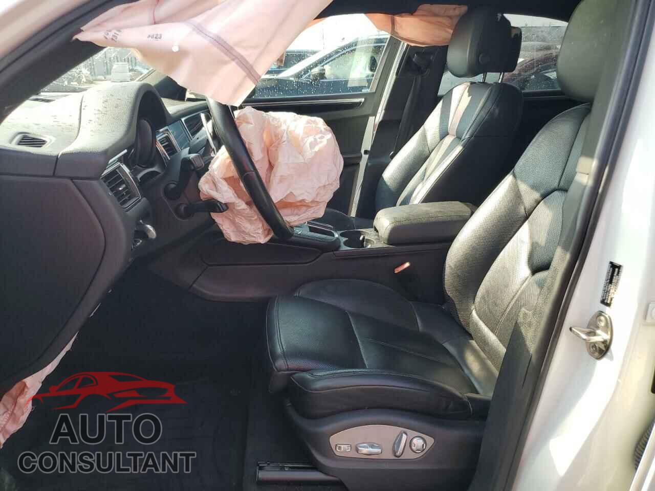 PORSCHE MACAN 2017 - WP1AB2A5XHLB11796