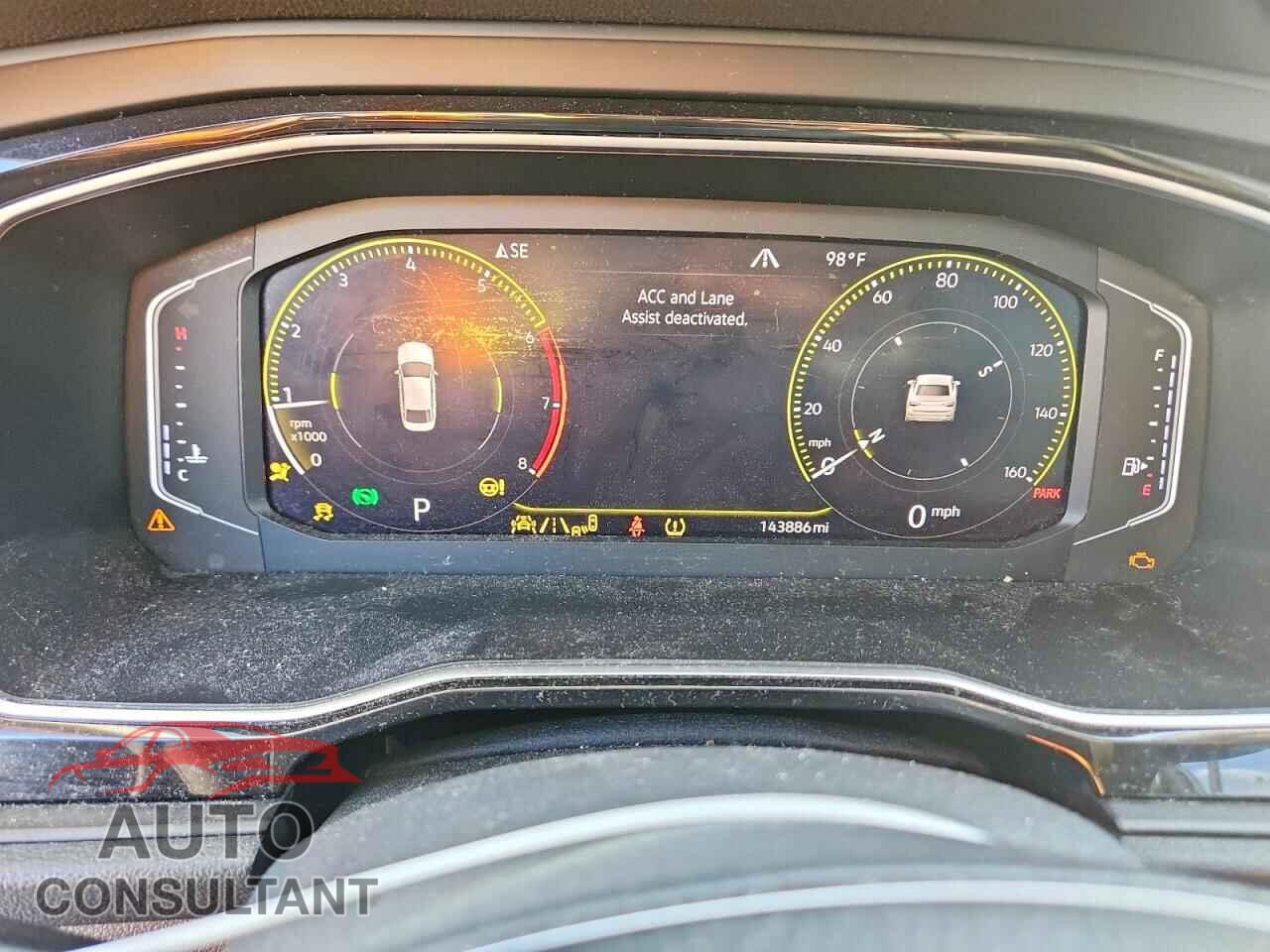 VOLKSWAGEN JETTA 2019 - 3VWEB7BU2KM192009