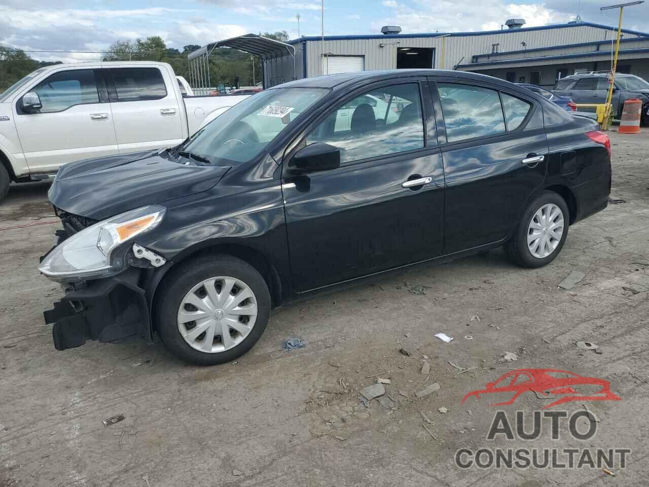 NISSAN VERSA 2018 - 3N1CN7AP7JL844031