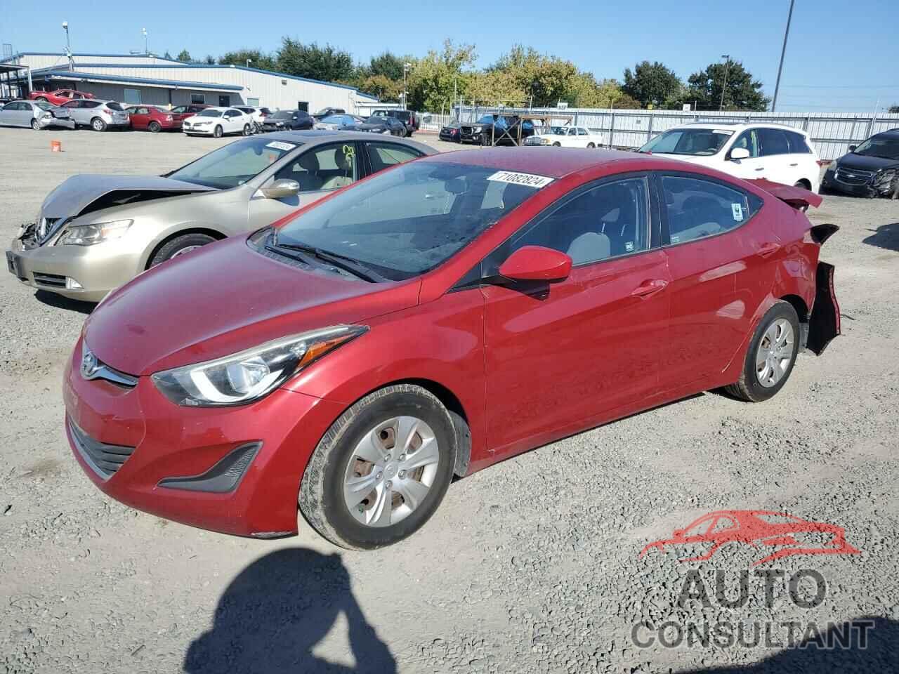 HYUNDAI ELANTRA 2016 - KMHDH4AE3GU633523