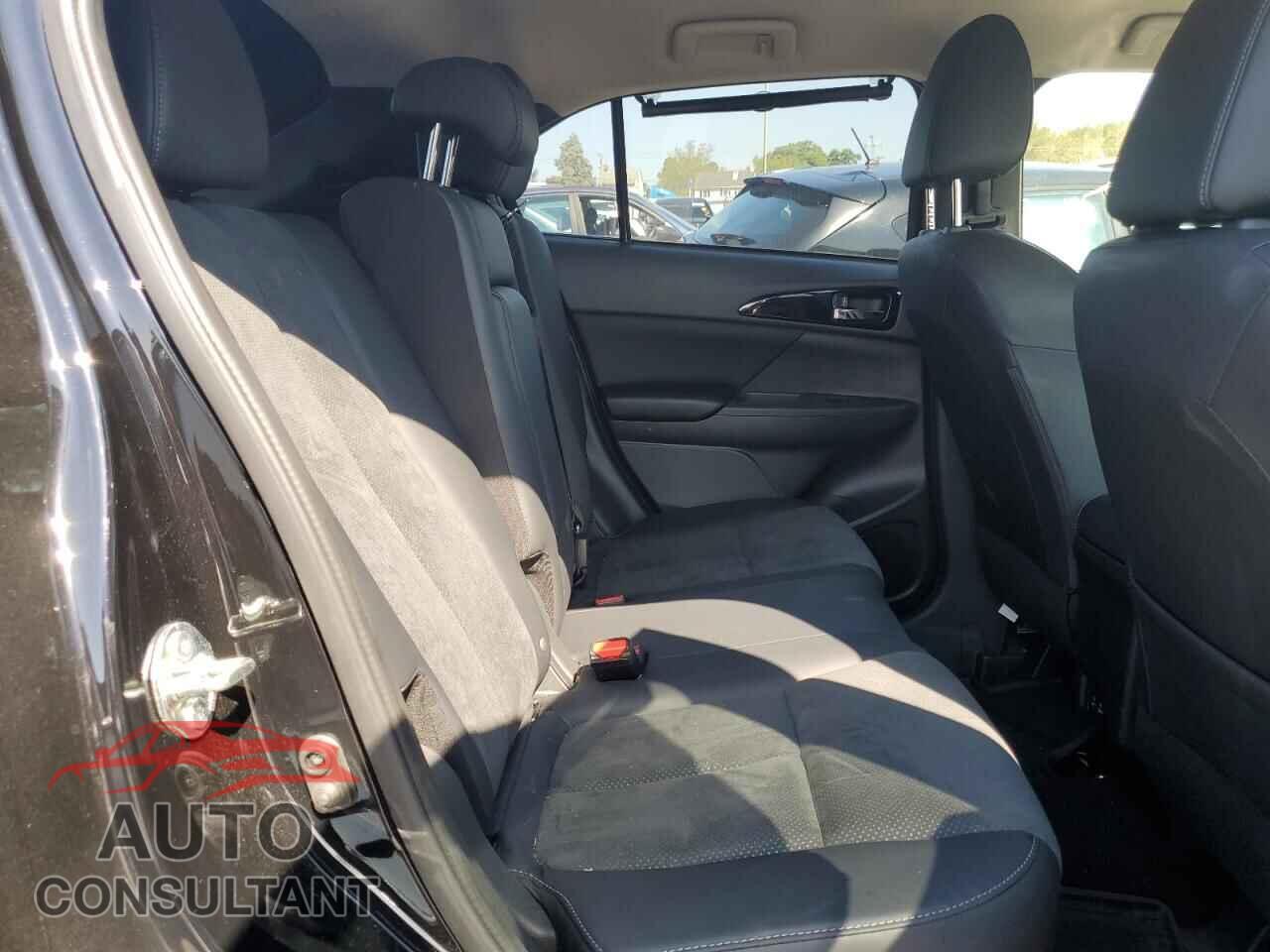 MITSUBISHI ECLIPSE 2024 - JA4ATWAA5RZ007843