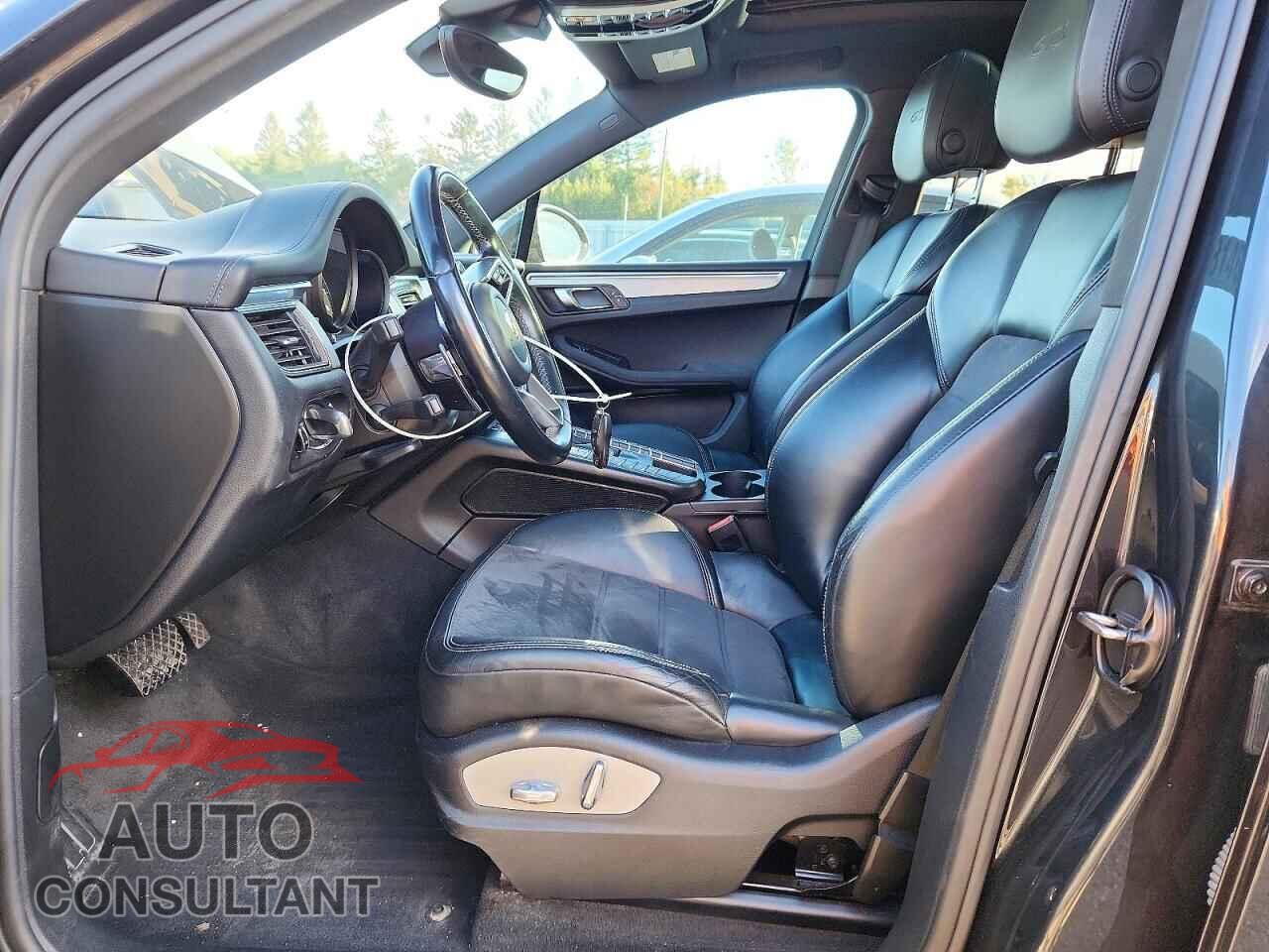 PORSCHE MACAN 2017 - WP1AG2A51HLB53534