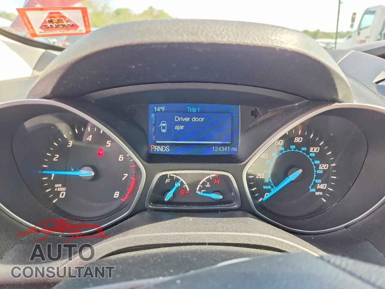FORD ESCAPE 2015 - 1FMCU0G96FUB64680