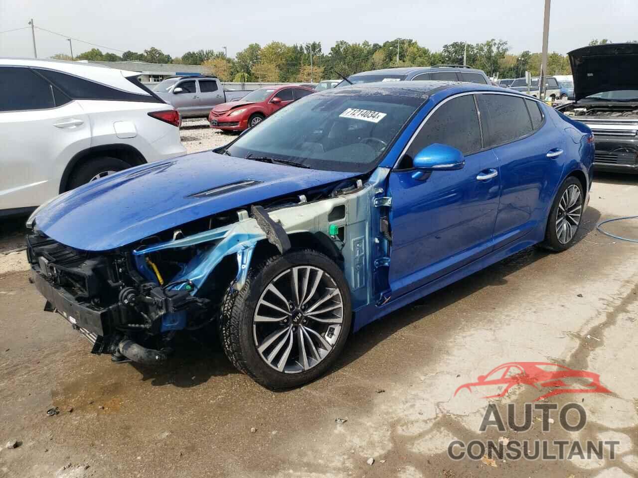 KIA STINGER 2018 - KNAE25LA8J6020431