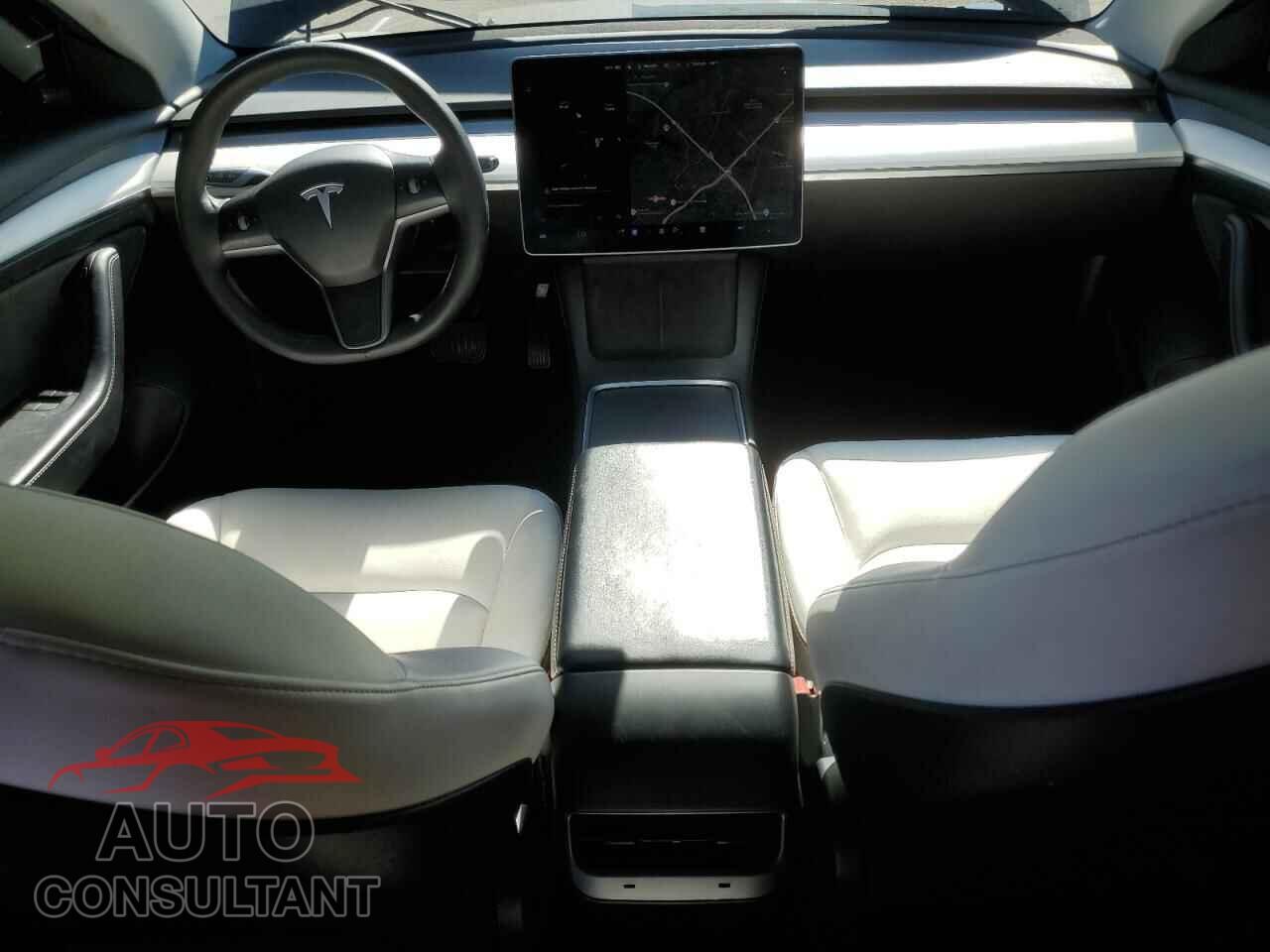 TESLA MODEL 3 2021 - 5YJ3E1EA0MF100130