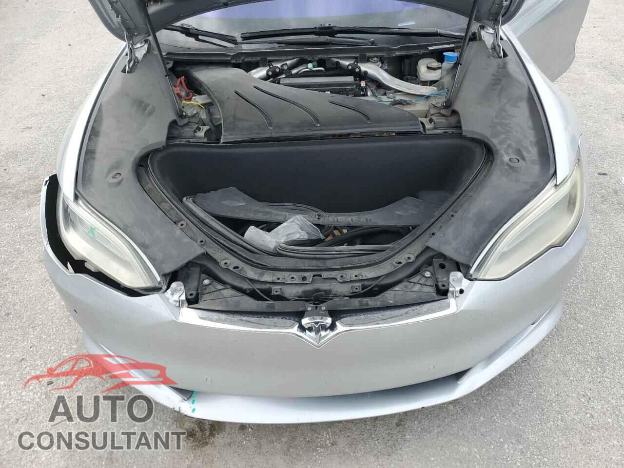 TESLA MODEL S 2017 - 5YJSA1E14HF221675