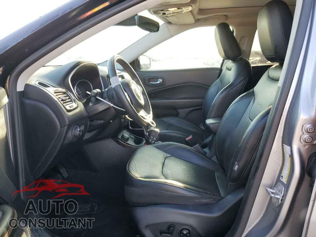 JEEP COMPASS 2018 - 3C4NJDCB1JT234403