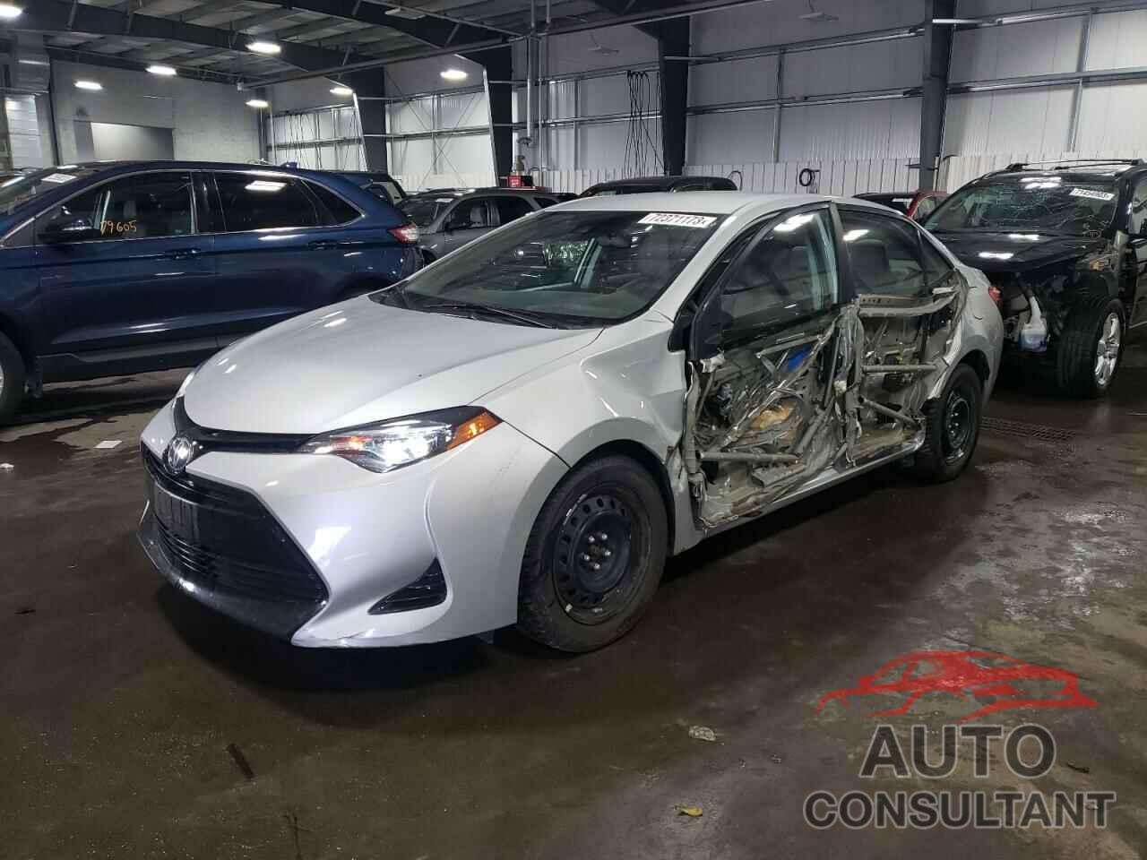 TOYOTA COROLLA 2018 - 5YFBURHE0JP784673