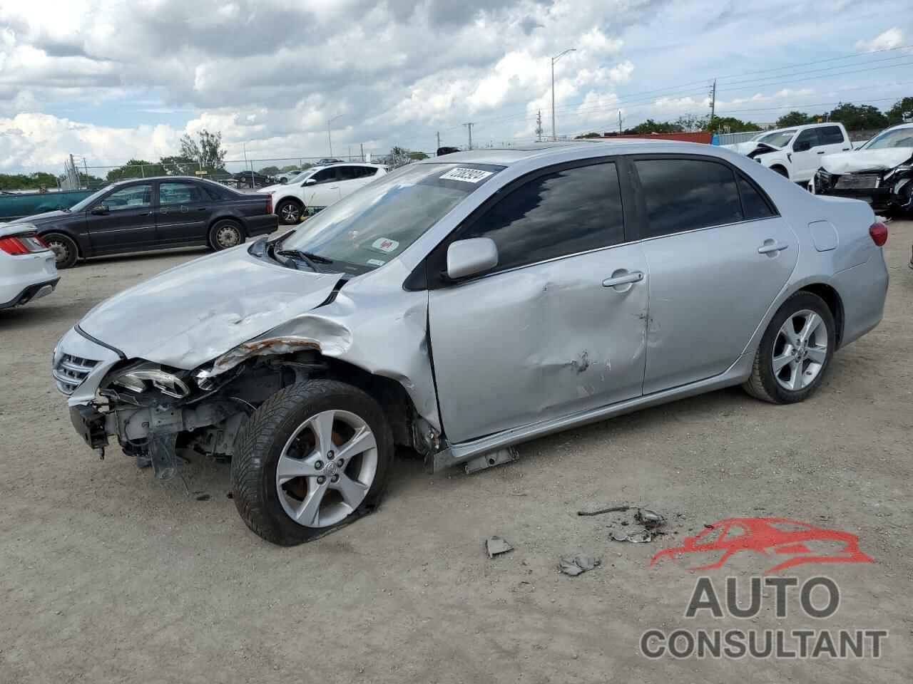 TOYOTA COROLLA 2013 - 5YFBU4EE5DP182413