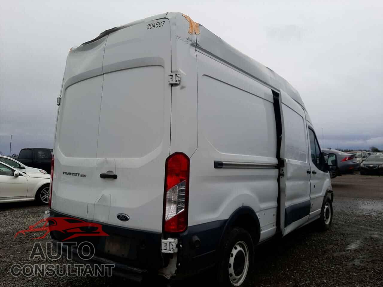 FORD TRANSIT 2017 - 1FTYR2XM0HKA91753