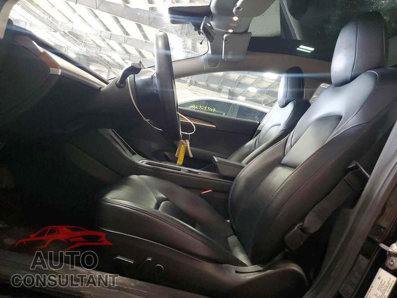 TESLA MODEL 3 2023 - 5YJ3E1EA5PF430351