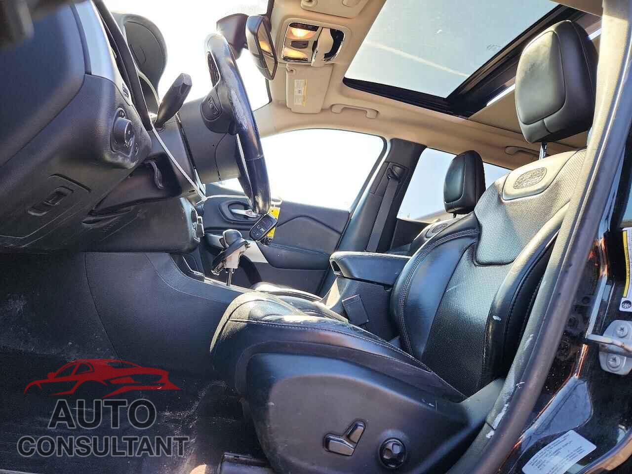 JEEP CHEROKEE 2017 - 1C4PJMJS7HW564451