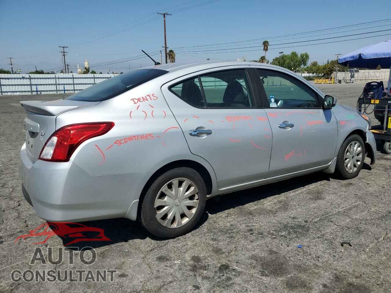 NISSAN VERSA 2017 - 3N1CN7AP5HL870167