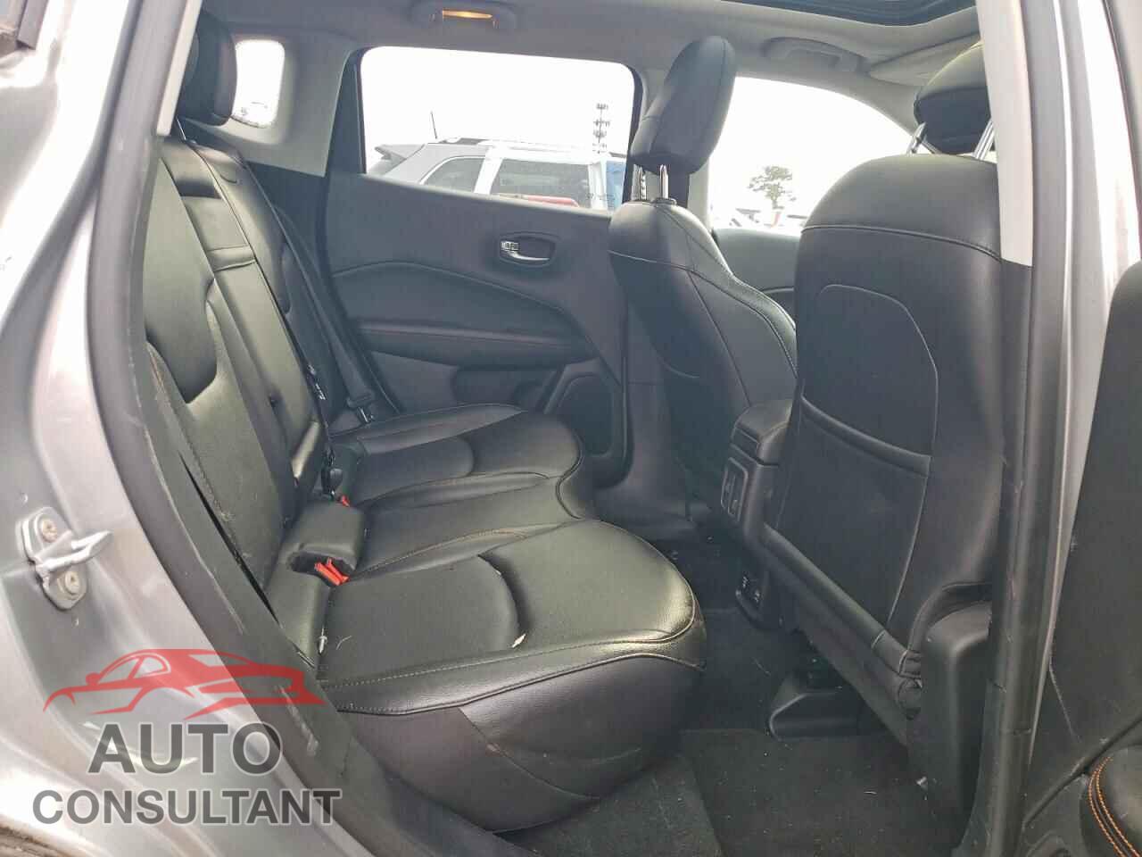 JEEP COMPASS 2020 - 3C4NJDCB3LT132426