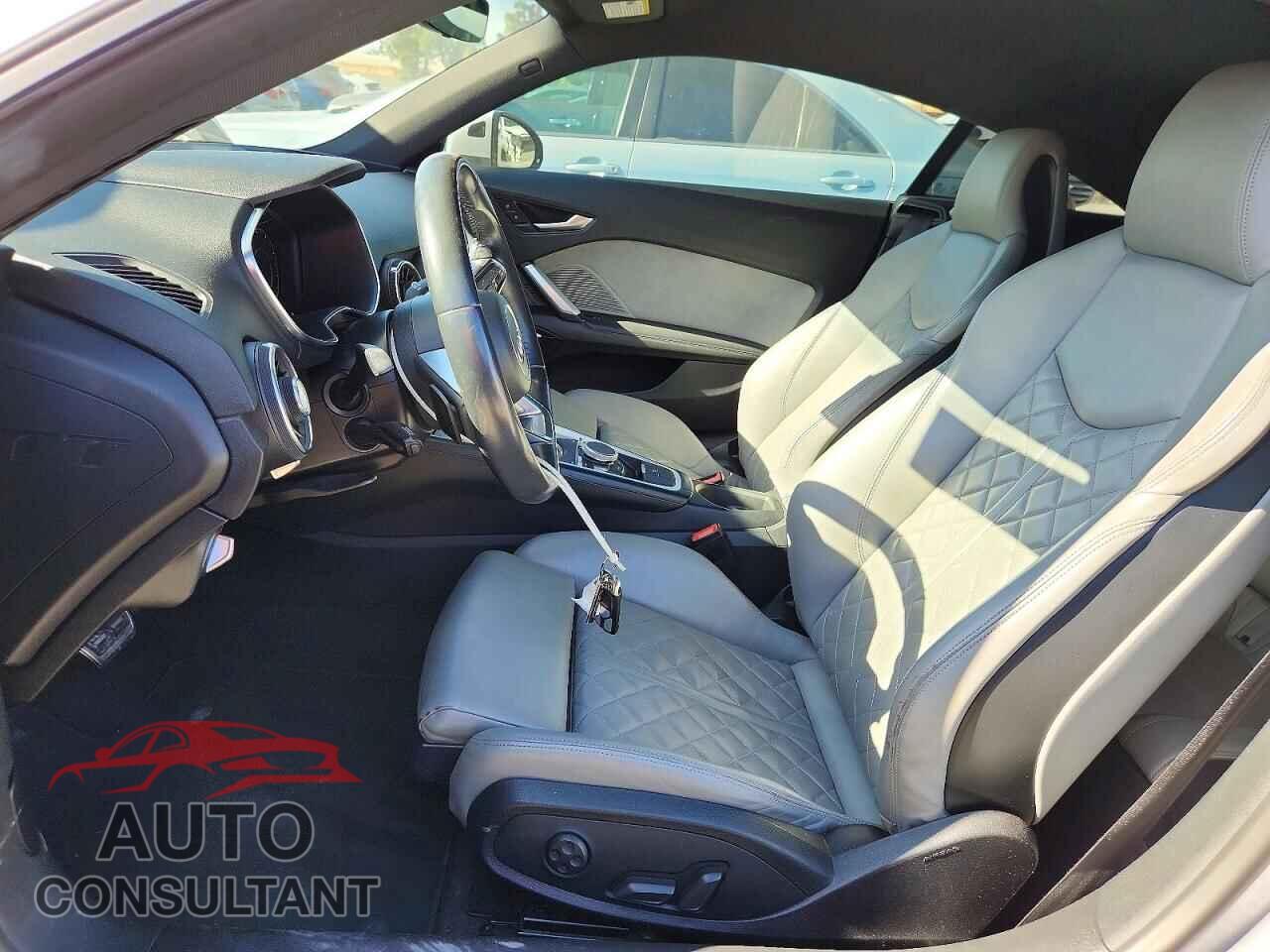 AUDI TT 2017 - TRUC5AFV3H1012159