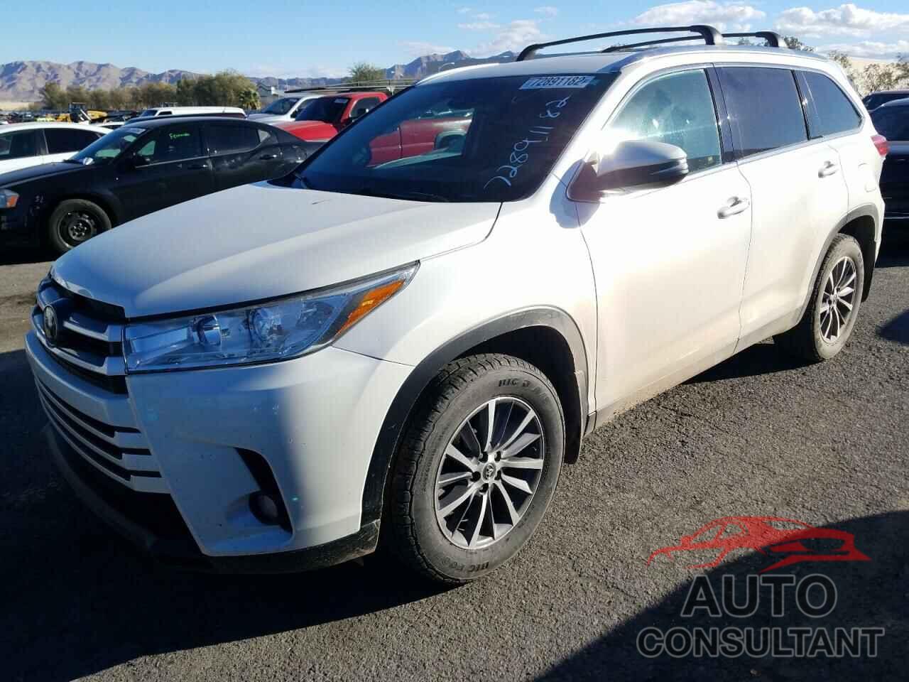 TOYOTA HIGHLANDER 2019 - 5TDJZRFH3KS567704