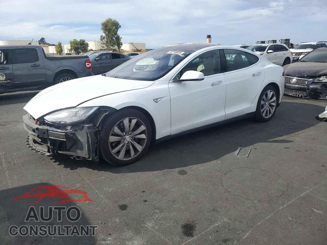 TESLA MODEL S 2015 - 5YJSA1H29FF091944