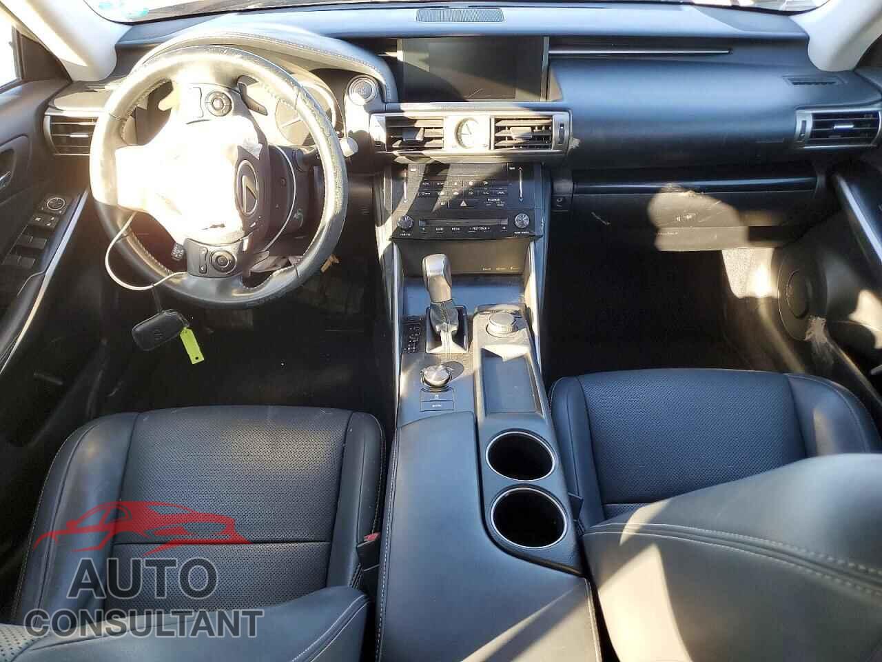 LEXUS IS 2014 - JTHBF1D29E5009300