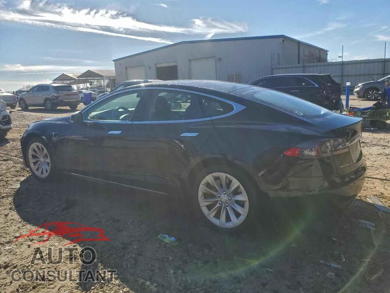 TESLA MODEL S 2017 - 5YJSA1E1XHF198192