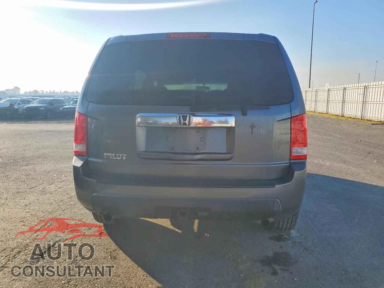 HONDA PILOT 2011 - 5FNYF3H25BB031693