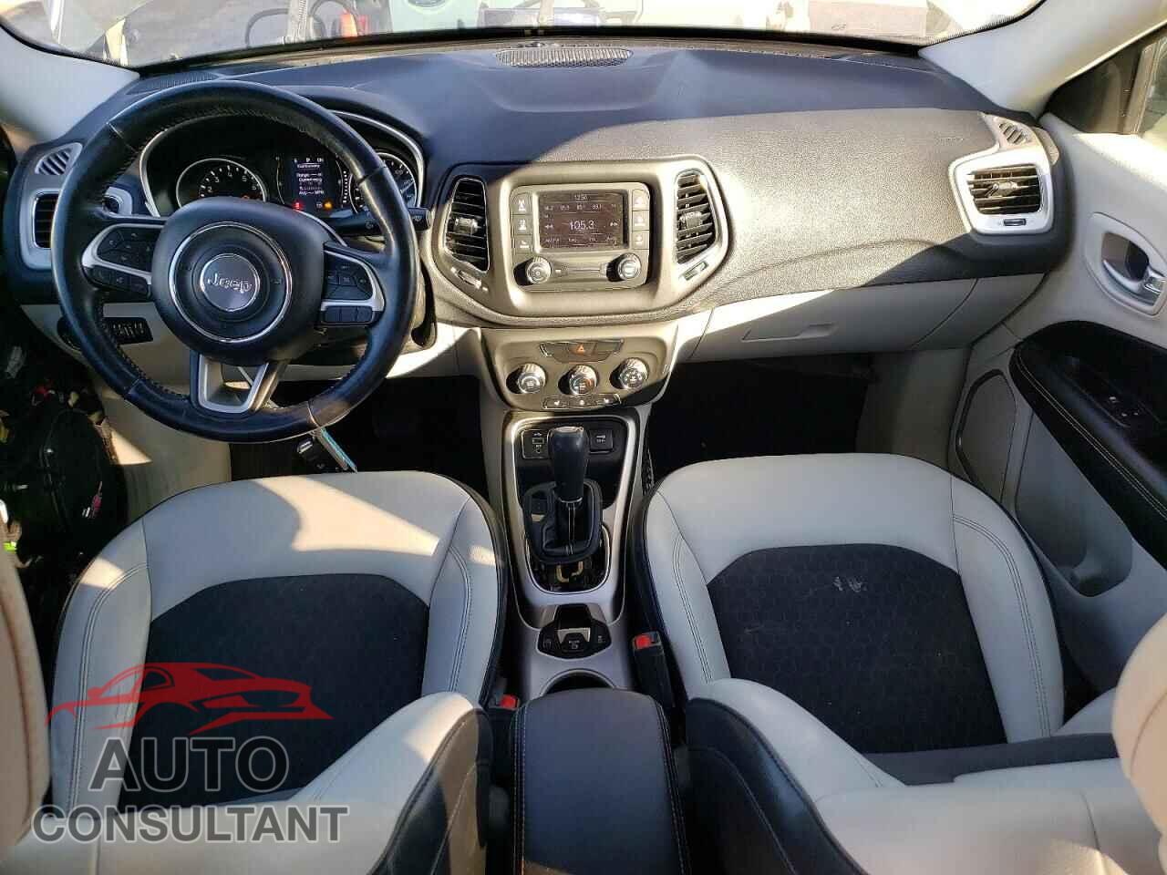 JEEP COMPASS 2018 - 3C4NJCBB2JT140784