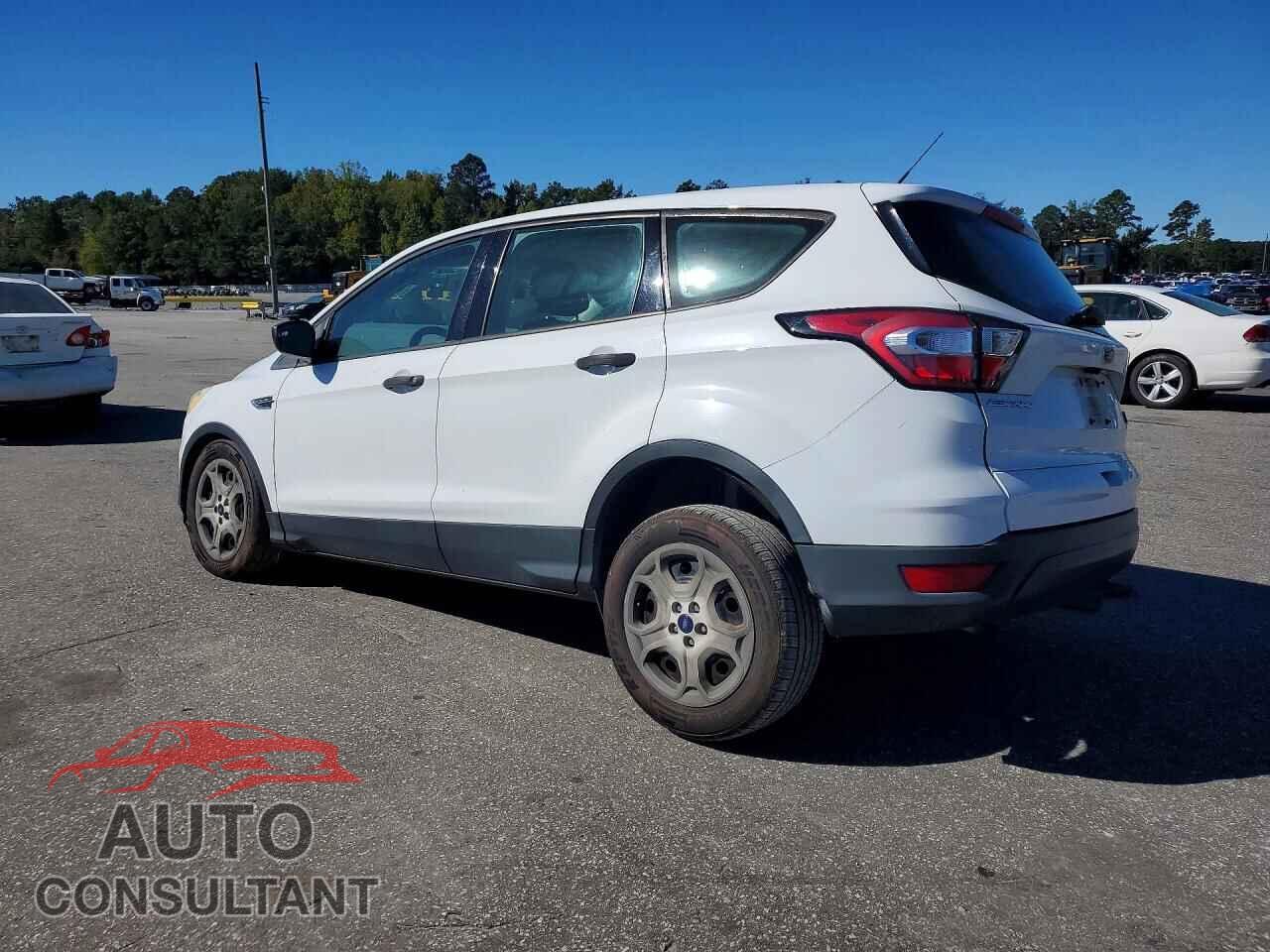FORD ESCAPE 2017 - 1FMCU0F76HUD81486